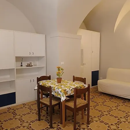 Casa Del Nonno Ernesto Centro Storico * نولي